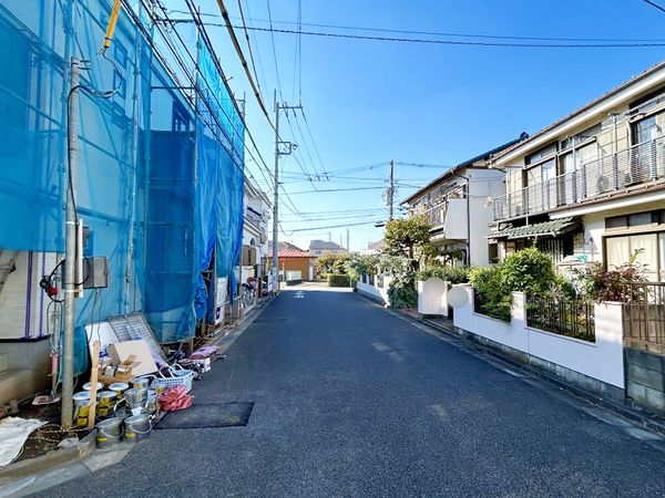 練馬区南大泉2丁目新築戸建 前面道路含む外観 練馬区南大泉2丁目新築戸建 前面道路含む外観