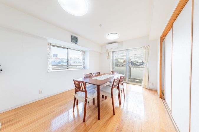 アーバンキャッスル秋津 リビング アーバンキャッスル秋津 リビング