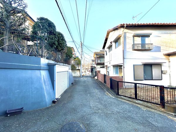 朝霞市根岸台7丁目 土地 前面道路含む外観