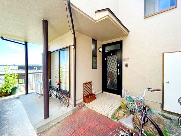 朝霞市浜崎4丁目 戸建 玄関 朝霞市浜崎4丁目 戸建 玄関