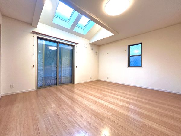 新座市東2丁目 戸建 リビング 新座市東2丁目 戸建 リビング