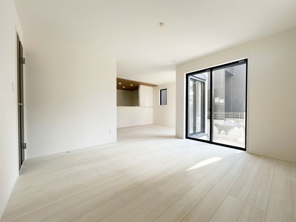 朝霞市岡2丁目 新築戸建1号棟 リビング リビング