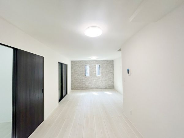 朝霞市根岸台7丁目 新築戸建 リビング