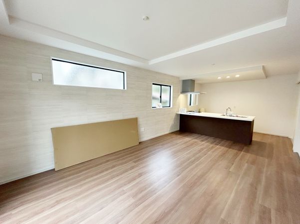 志木市本町2丁目新築戸建 リビング