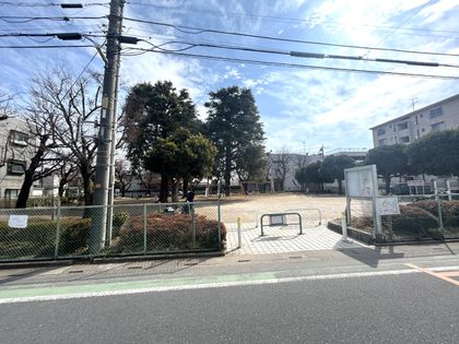 新座市東北2丁目 戸建 東北公園(約390m) 東北公園(約390m)
