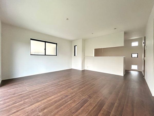 上尾市瓦葺 新築戸建 リビング 上尾市瓦葺 新築戸建 リビング