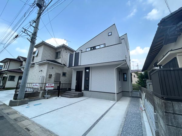 上尾市瓦葺 新築戸建 外観 上尾市瓦葺 新築戸建 外観
