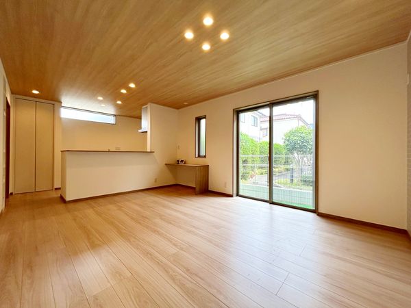 志木市柏町5丁目戸建 2号棟 リビング