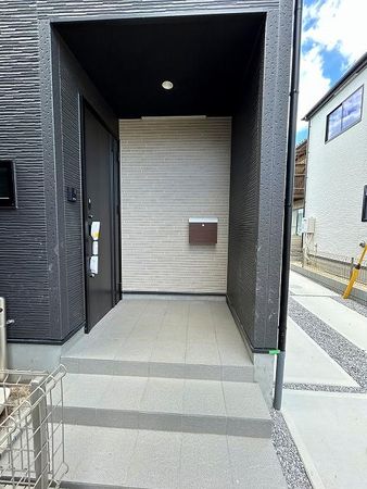 志木市下宗岡4丁目 新築戸建3号棟 玄関