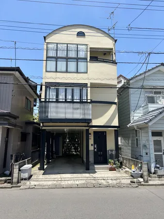 南側道路につき陽当り良好