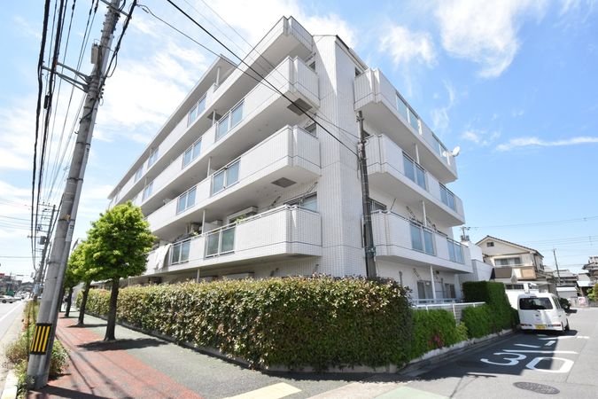 コスモ志木ホワイトコート 外観