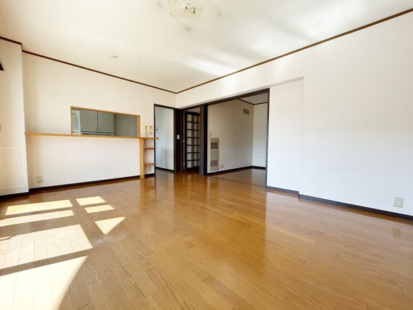 志木ニュータウン中央の森壱番街 6号棟 リビング