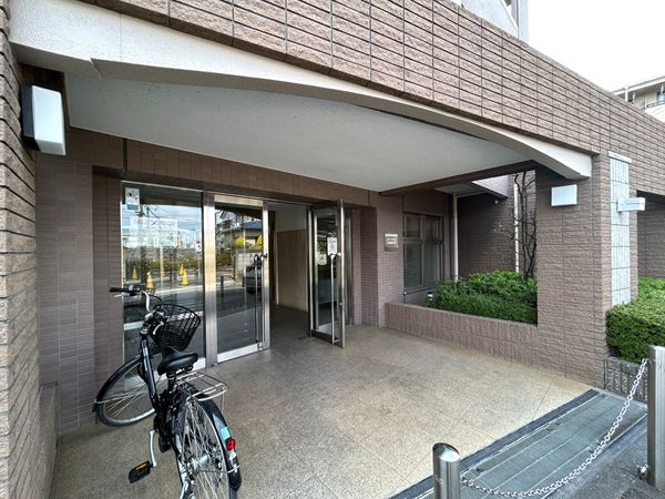 コスモ朝霞エクセラ エントランス コスモ朝霞エクセラ エントランス