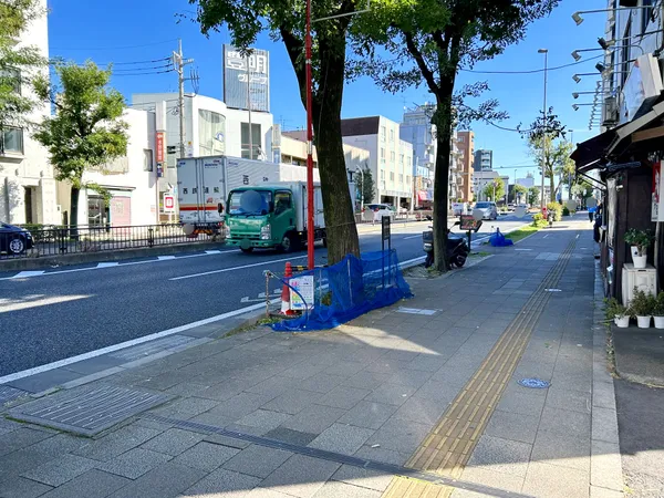 【前面通路】川越街道に続いています。