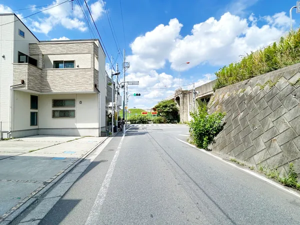 【前面道路】東側　幅員約5.00m
