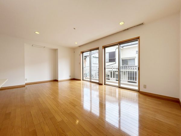 練馬区北町8丁目 中古戸建 リビング 練馬区北町8丁目 中古戸建 リビング