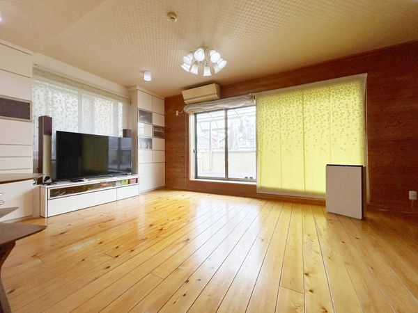戸田市笹目7丁目戸建 リビング 戸田市笹目7丁目戸建 リビング