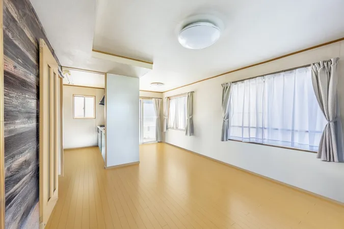 ※画像は実際の室内写真および間取り図をもとに、CGにて再現した「空室リフォームイメージ」であり、実際とは多少異なります。