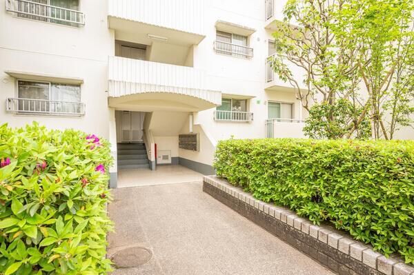 光が丘パークタウンゆりの木通り南2号棟 エントランス