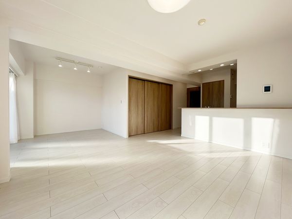 シーアイハイツ和光 E号棟 リビング シーアイハイツ和光 E号棟 リビング