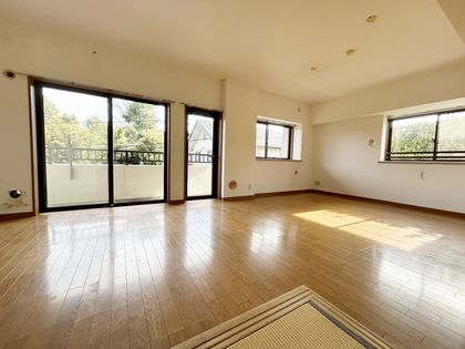 ダイアパレス赤塚公園 リビング