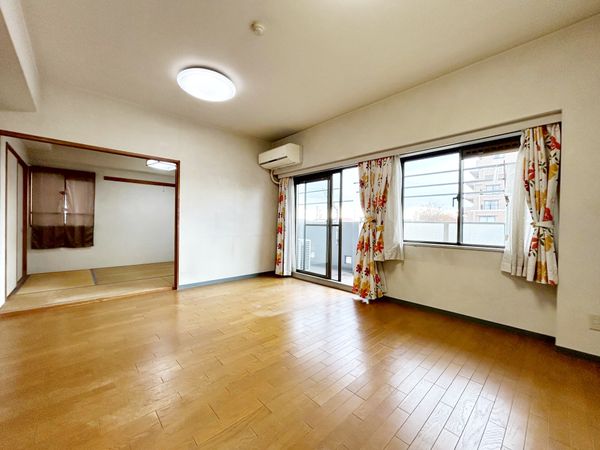 アーベイン和光南キッズパーク リビング