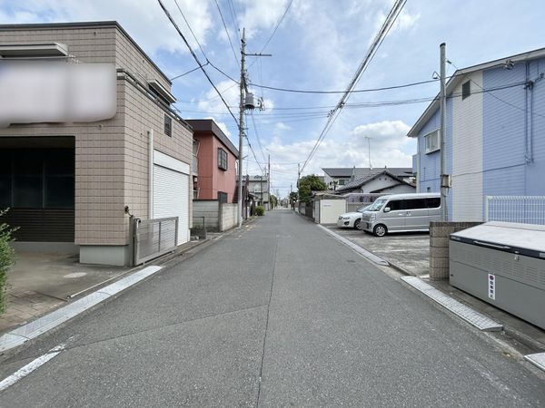 川越市南通町土地 前面道路含む外観