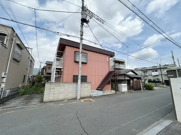 現況建物あり、更地にて引渡し