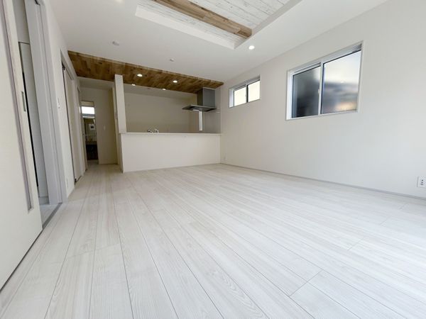 川越市大字牛子新築戸建 リビング
