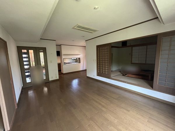 東松山市旗立台 戸建 リビング
