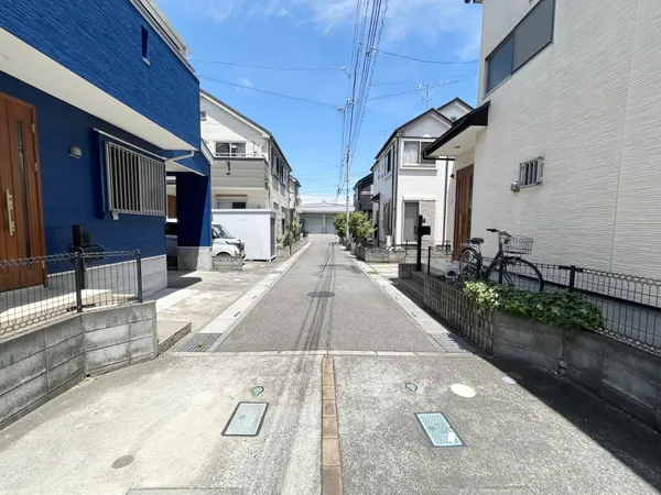 南東側公道