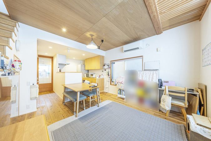 鶴ヶ島市大字鶴ヶ丘 中古戸建 リビング