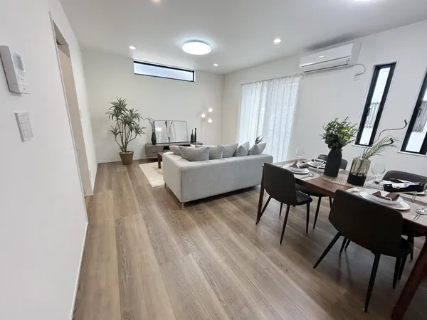 ＬＤＫ約１７帖、エアコン１基