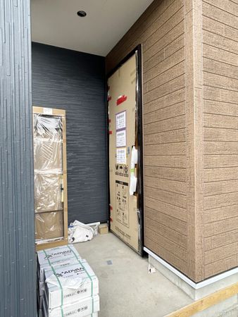 川越市旭町3丁目新築戸建 玄関