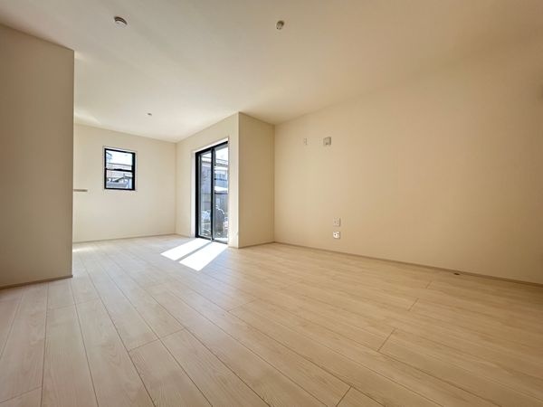 川越市旭町3丁目新築戸建 リビング