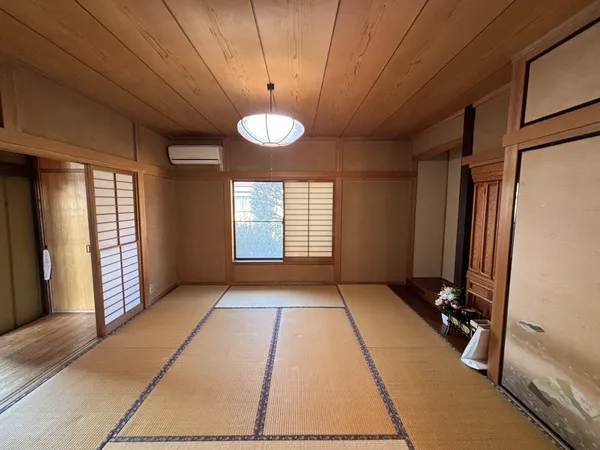 １階和室約8.0帖（南西側）