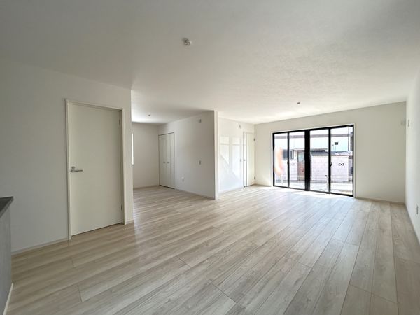 川越市今成4丁目 新築戸建 リビング