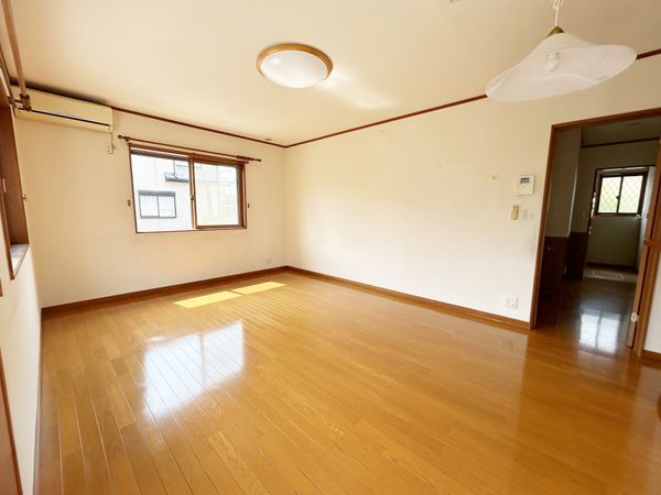 坂戸市にっさい花みず木2丁目 戸建 リビング 坂戸市にっさい花みず木2丁目 戸建 リビング