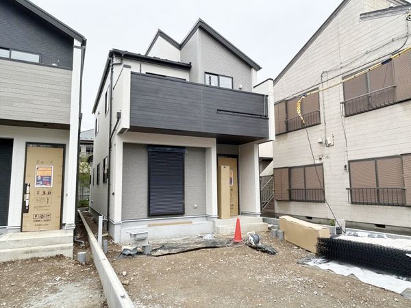 坂戸市泉町3丁目新築戸建2号棟 外観