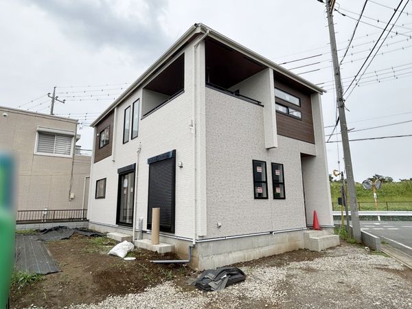 坂戸市泉町新築戸建 外観