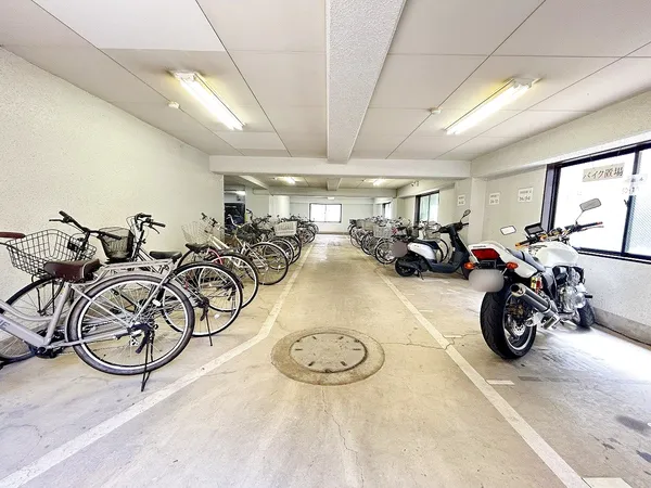 駐輪場・バイク置き場