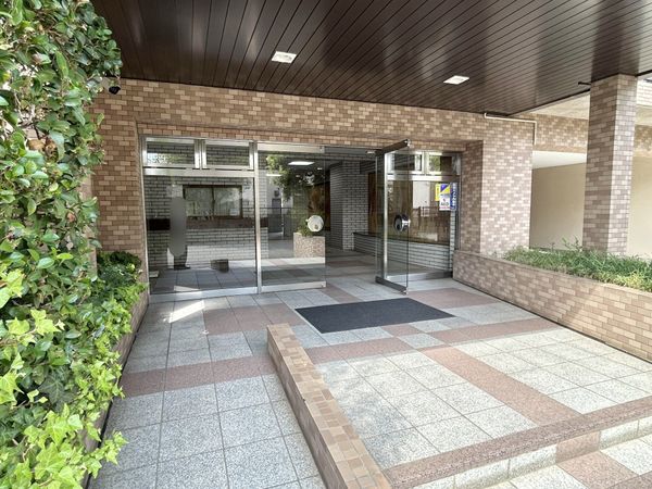 朝日パリオ新狭山 エントランス