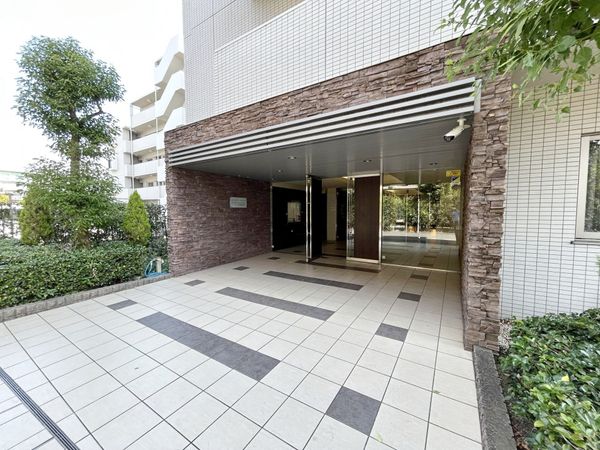 レーベンハイム若葉富士見町 エントランス レーベンハイム若葉富士見町 エントランス