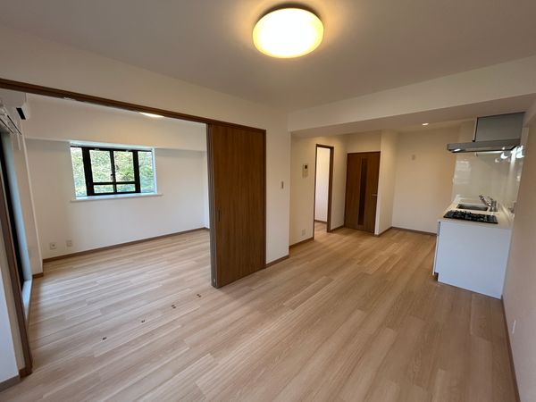 ライオンズガーデン若葉 リビング