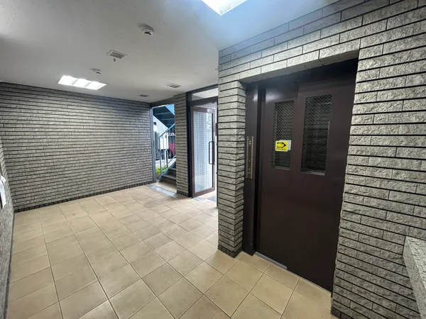 エントランスロビー