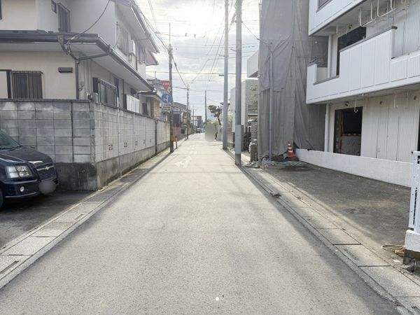 さいたま市大宮区桜木町4丁目 前面道路含む外観 さいたま市大宮区桜木町4丁目 前面道路含む外観