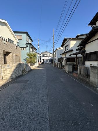 さいたま市見沼区島町 前面道路含む外観 さいたま市見沼区島町 前面道路含む外観