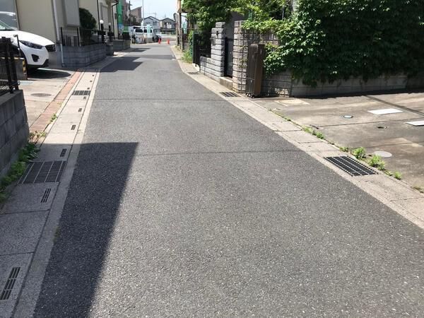 さいたま市西区大字内野本郷 前面道路含む外観 さいたま市西区大字内野本郷 前面道路含む外観