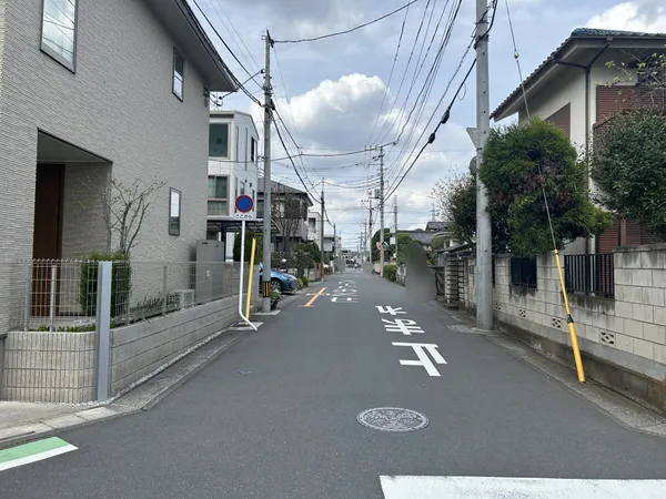 南西側前面道路