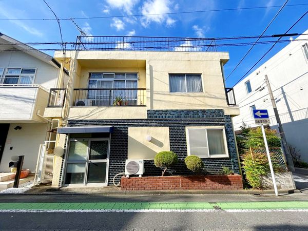さいたま市大宮区東町1丁目 前面道路含む外観 さいたま市大宮区東町1丁目 前面道路含む外観